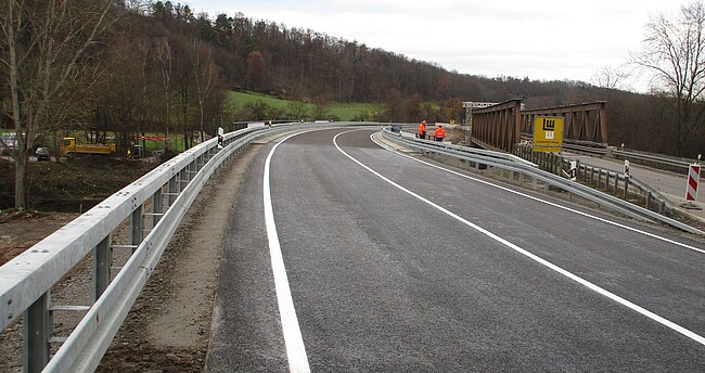 Die Egelseebrücke kurz vor der Freigabe Bild zeigt die Egelseebrücke kurz vor der Freigabe